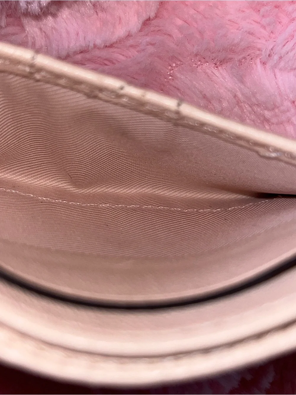 Coach Essential Card Case With Pillow Quilting